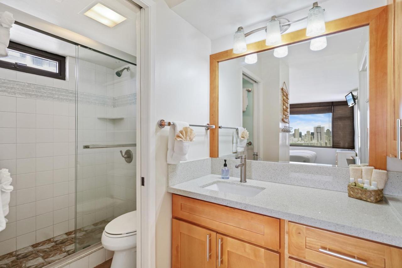 هونولولو Ke Aloha Suite At The Waikiki Banyan المظهر الخارجي الصورة